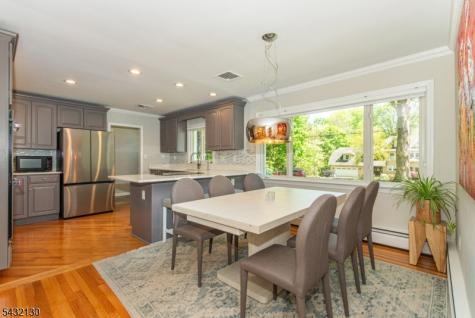 77 Hanover Road Mountain Lakes NJ 07046