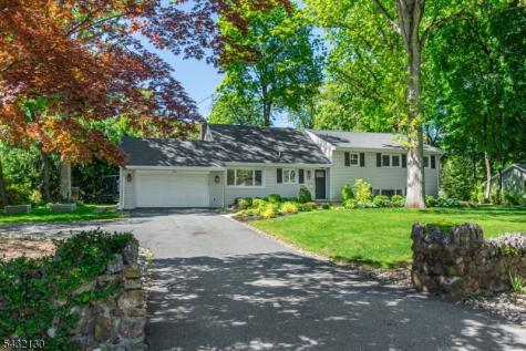 77 Hanover Road Mountain Lakes NJ 07046
