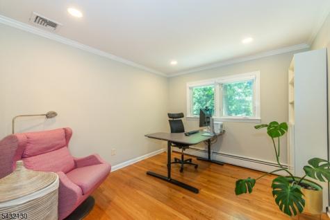77 Hanover Road Mountain Lakes NJ 07046