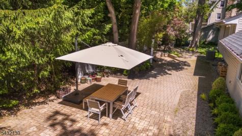 77 Hanover Road Mountain Lakes NJ 07046