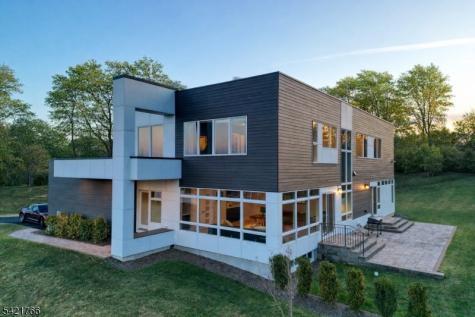 30 Kokora Avenue Montville NJ 07045