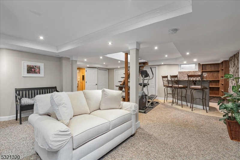 2015 Mountain Avenue Scotch Plains NJ 07076
