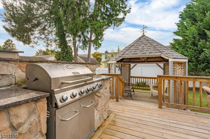 2015 Mountain Avenue Scotch Plains NJ 07076