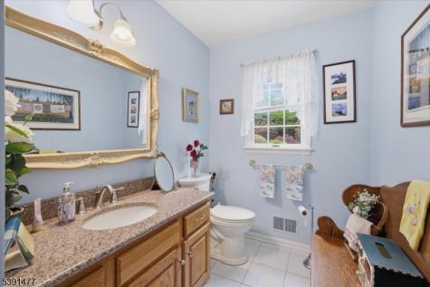42 Copper Penny Road Raritan NJ 08822