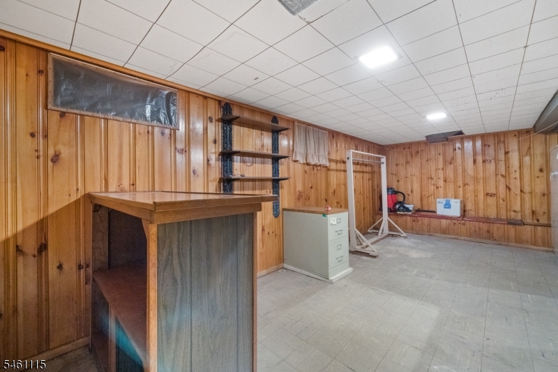 82 Fischer Avenue Nutley NJ 07110