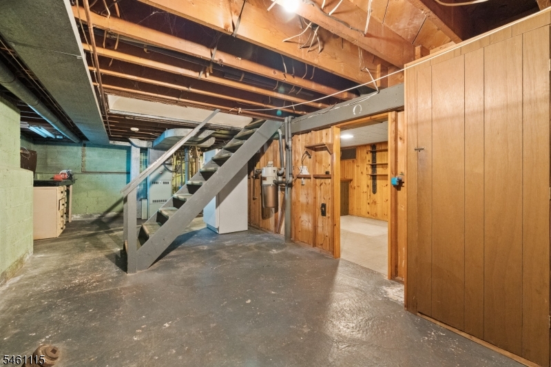 82 Fischer Avenue Nutley NJ 07110