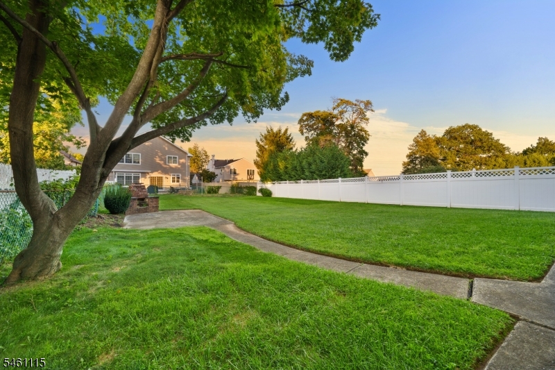82 Fischer Avenue Nutley NJ 07110