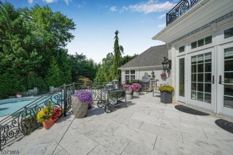 22 Fawn Drive Montville NJ 07045