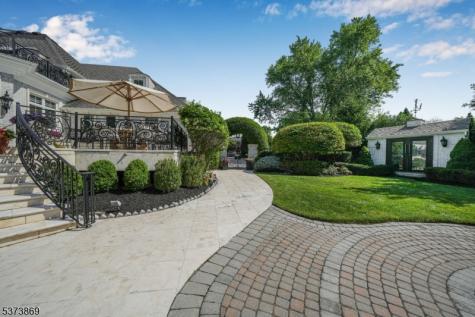 22 Fawn Drive Montville NJ 07045