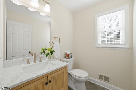 50 Pinewood Crescent Berkeley Heights NJ 07922