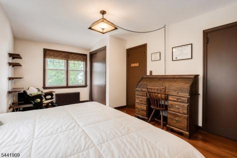 821 Miller Lane Bridgewater NJ 08836