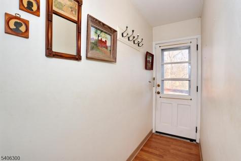 11 Kenneth Road Montclair NJ 07043