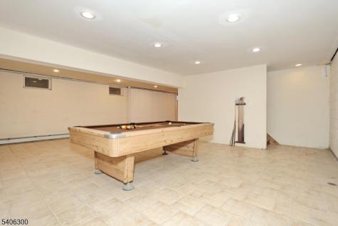 11 Kenneth Road Montclair NJ 07043