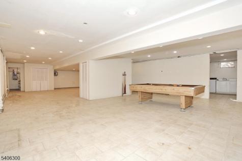 11 Kenneth Road Montclair NJ 07043