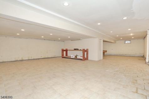 11 Kenneth Road Montclair NJ 07043