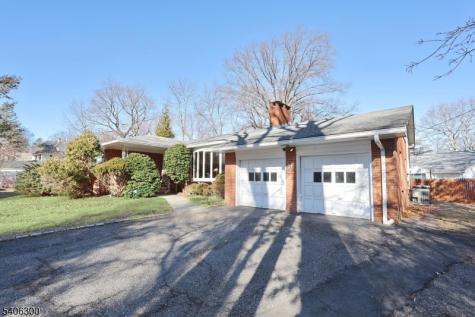 11 Kenneth Road Montclair NJ 07043