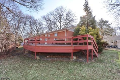 11 Kenneth Road Montclair NJ 07043