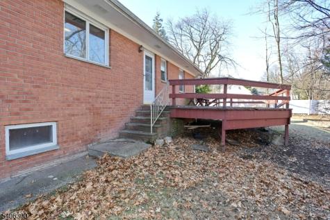 11 Kenneth Road Montclair NJ 07043