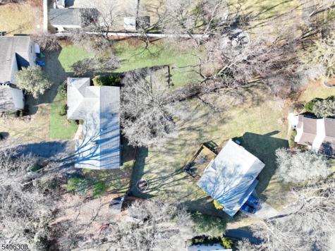 11 Kenneth Road Montclair NJ 07043