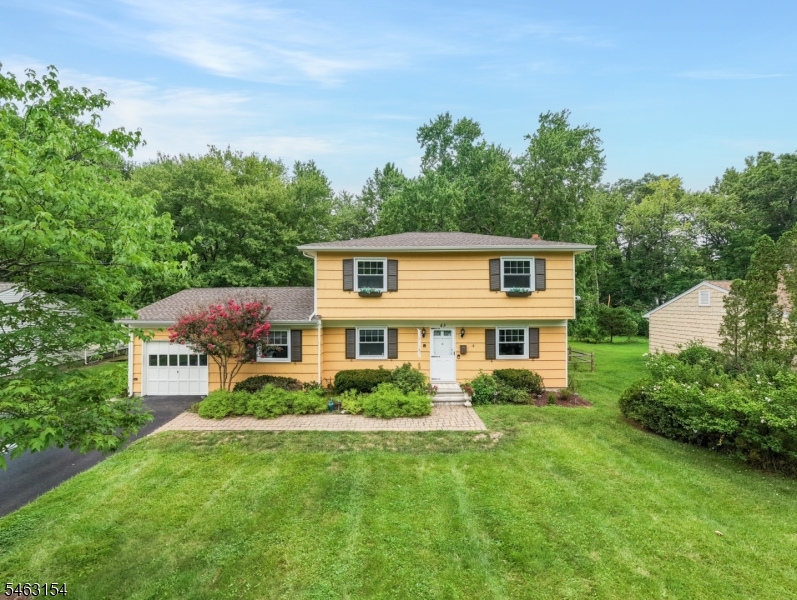 43 Chaucer Drive Berkeley Heights NJ 07922