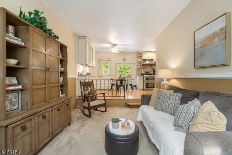 43 Chaucer Drive Berkeley Heights NJ 07922