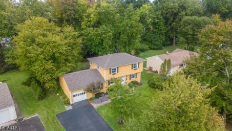 43 Chaucer Drive Berkeley Heights NJ 07922