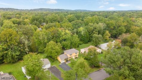 43 Chaucer Drive Berkeley Heights NJ 07922