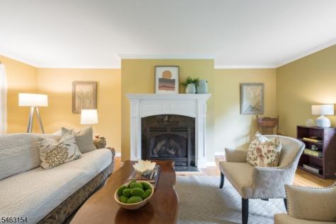 43 Chaucer Drive Berkeley Heights NJ 07922