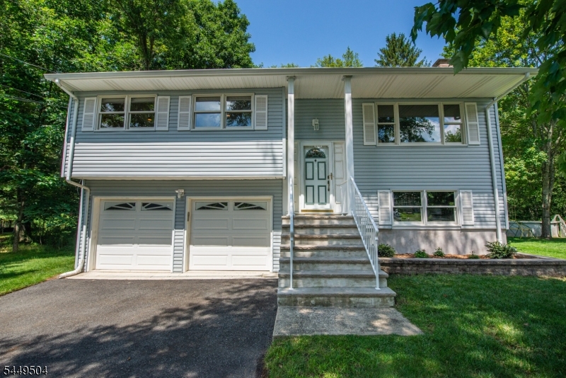 19 Hermanne Drive Mount Olive NJ 07836