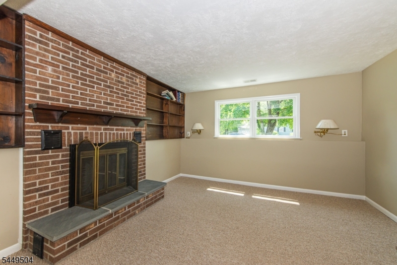 19 Hermanne Drive Mount Olive NJ 07836