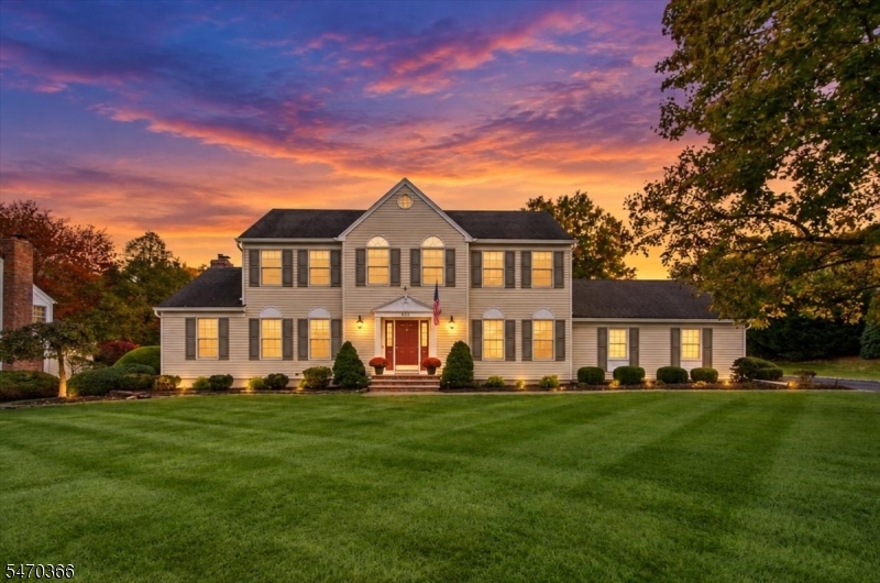 328 Rolling Knolls Way Bridgewater NJ 08807