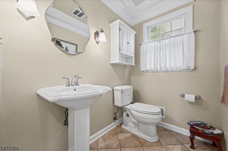 328 Rolling Knolls Way Bridgewater NJ 08807