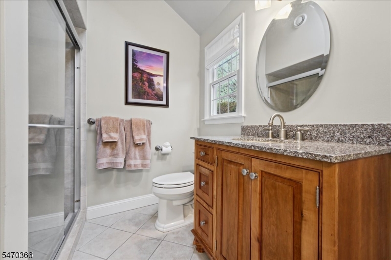328 Rolling Knolls Way Bridgewater NJ 08807
