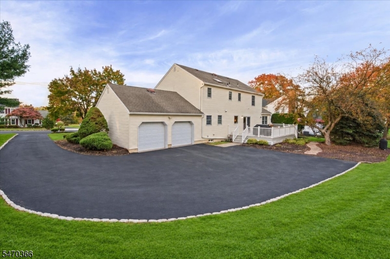 328 Rolling Knolls Way Bridgewater NJ 08807