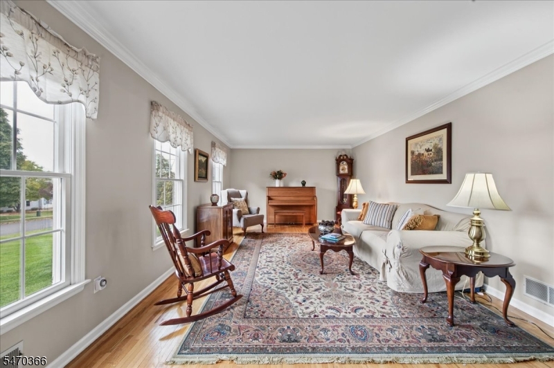 328 Rolling Knolls Way Bridgewater NJ 08807