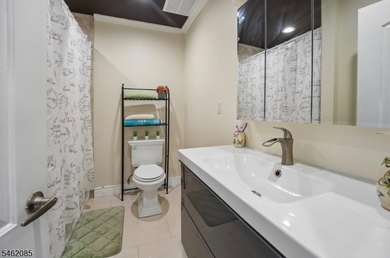 54 Henderson Street Paterson NJ 07501