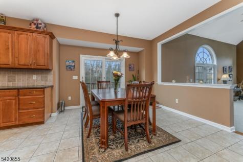 7 General Morgan Lane Lebanon NJ 08826