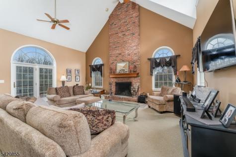 7 General Morgan Lane Lebanon NJ 08826