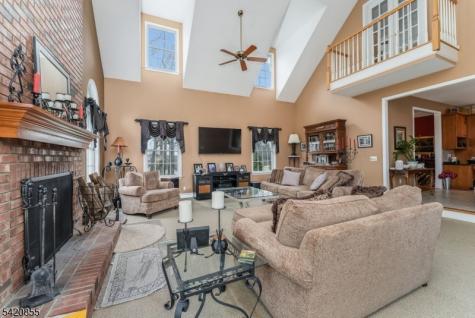 7 General Morgan Lane Lebanon NJ 08826