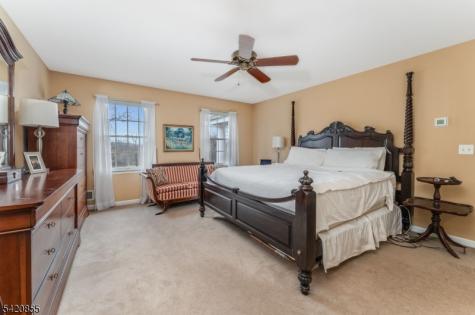 7 General Morgan Lane Lebanon NJ 08826
