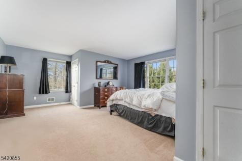 7 General Morgan Lane Lebanon NJ 08826