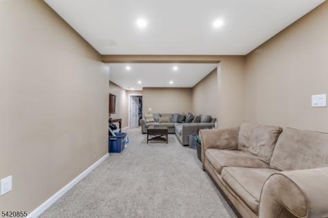 7 General Morgan Lane Lebanon NJ 08826