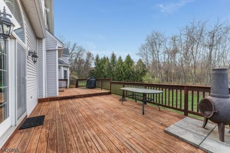 7 General Morgan Lane Lebanon NJ 08826