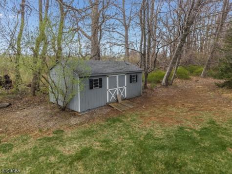 7 General Morgan Lane Lebanon NJ 08826