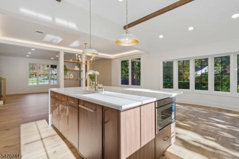 2 Glen Avenue Summit NJ 07901