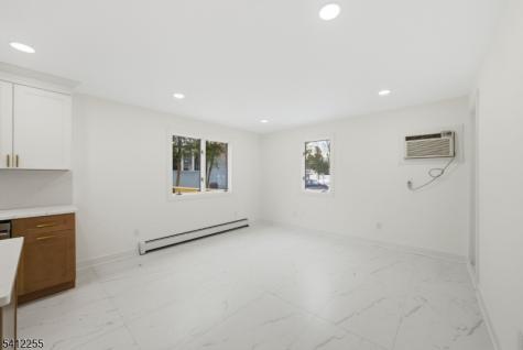 68 Port Reading Avenue Woodbridge NJ 07095