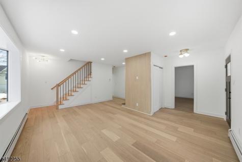 68 Port Reading Avenue Woodbridge NJ 07095