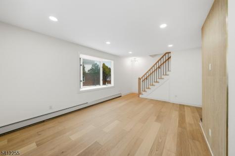 68 Port Reading Avenue Woodbridge NJ 07095