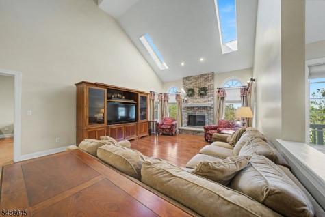 52 Nicole Drive Denville NJ 07834