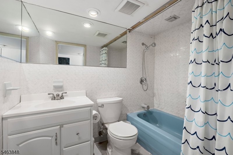 241 Hawthorne Street Scotch Plains NJ 07076